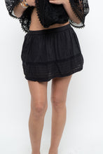 Load image into Gallery viewer, URBAN OUTFITTERS x Black Cotton Layered Mini Skirt (XS-M)