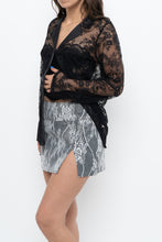 Load image into Gallery viewer, Vintage x LA VIE EN ROSE Black Lace Blouse (XS-M)