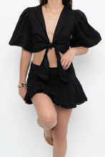 Load image into Gallery viewer, DISSH x Black Linen Front Tie Crop Blouse (XS, S)