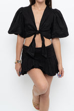 Load image into Gallery viewer, DISSH x Black Linen Front Tie Crop Blouse (XS, S)