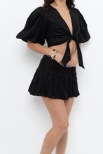 Load image into Gallery viewer, DISSH x Black Linen Front Tie Crop Blouse (XS, S)