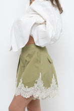 Load image into Gallery viewer, ENGLISH FACTORY x Green, Cream Lace Cotton Short (XS)