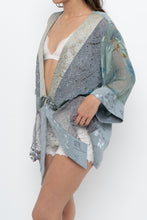 Load image into Gallery viewer, Vintage x Made in USA x Silk-blend Blue Patterned Blouse (XS-XL)