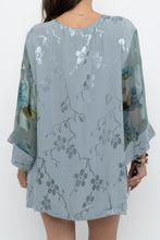Load image into Gallery viewer, Vintage x Made in USA x Silk-blend Blue Patterned Blouse (XS-XL)