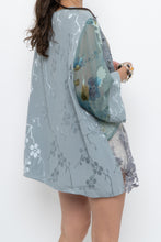 Load image into Gallery viewer, Vintage x Made in USA x Silk-blend Blue Patterned Blouse (XS-XL)