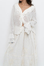 Load image into Gallery viewer, Vintage x Cream Embroidered Frilly Blouse (S-XL)