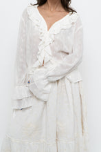 Load image into Gallery viewer, Vintage x Cream Embroidered Frilly Blouse (S-XL)