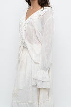 Load image into Gallery viewer, Vintage x Cream Embroidered Frilly Blouse (S-XL)