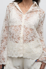 Load image into Gallery viewer, Vintage x JONES NY Cream Lace Blouse (XS-M)