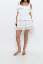 Load image into Gallery viewer, GAP x Deadstock White Tiered Cotton Mini Skirt (S, M)