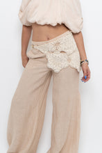 Load image into Gallery viewer, Vintage x Crochet Scarf