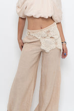 Load image into Gallery viewer, Vintage x Crochet Scarf