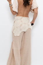 Load image into Gallery viewer, Vintage x Crochet Scarf