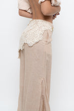 Load image into Gallery viewer, Vintage x Crochet Scarf