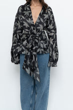 Load image into Gallery viewer, Vintage x JONES NY Raw Silk Floral Blazer (M, L)