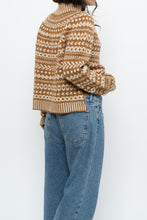Load image into Gallery viewer, Vintage x Gold, Cream Patterned Handknit Wool Sweater (XS-M)