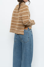 Load image into Gallery viewer, Vintage x Gold, Cream Patterned Handknit Wool Sweater (XS-M)