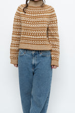 Load image into Gallery viewer, Vintage x Gold, Cream Patterned Handknit Wool Sweater (XS-M)