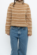 Load image into Gallery viewer, Vintage x Gold, Cream Patterned Handknit Wool Sweater (XS-M)