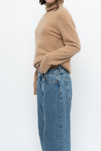 Load image into Gallery viewer, LORD &amp; TAYLOR Beige Cashmere Turtleneck (XS-L)