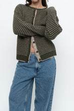 Load image into Gallery viewer, Vintage x WOOLRICH Green Patterned Wool Cardigan (XS-M)
