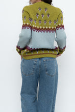 Load image into Gallery viewer, Vintage x Made in Hong Kong x WHITE STAG Patterned Pure Wool Cardigan (XS-M)