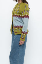 Load image into Gallery viewer, Vintage x Made in Hong Kong x WHITE STAG Patterned Pure Wool Cardigan (XS-M)