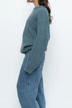 Load image into Gallery viewer, PEREGRINE x Made in England x Teal Pure Wool Sweater (XS-L)