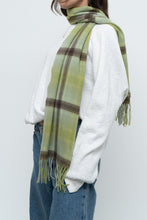 Load image into Gallery viewer, NORDSTROM x Green plaid Pure Cashmere Scarf