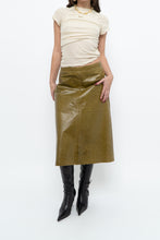 Load image into Gallery viewer, Vintage x GAP Gold Leather Midi Skirt (M)