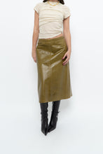 Load image into Gallery viewer, Vintage x GAP Gold Leather Midi Skirt (M)