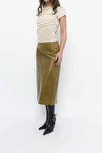 Load image into Gallery viewer, Vintage x GAP Gold Leather Midi Skirt (M)