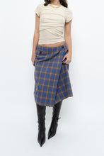 Load image into Gallery viewer, Vintage x LIZSPORT Blue Plaid Wool Midi Skirt (M)