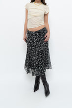 Load image into Gallery viewer, Vintage x ANNE KLEIN Black Patterned Silk Skirt (S, M)