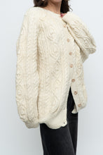 Load image into Gallery viewer, Vintage x Made in Canada x Cream Cableknit Wool-Blend Cardigan (S-XL)