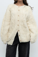 Load image into Gallery viewer, Vintage x Made in Canada x Cream Cableknit Wool-Blend Cardigan (S-XL)