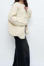 Load image into Gallery viewer, Vintage x Made in Canada x Cream Cableknit Wool-Blend Cardigan (S-XL)