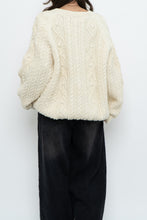 Load image into Gallery viewer, Vintage x Made in Canada x Cream Cableknit Wool-Blend Cardigan (S-XL)