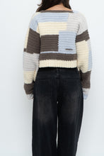 Load image into Gallery viewer, Vintage x Handmade Blue, Cream Cropped Cardigan (XS-M)