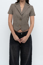 Load image into Gallery viewer, Vintage x Made in Canada x TRISTAN Wool Cropped Brown Blazer (XS)