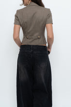 Load image into Gallery viewer, Vintage x Made in Canada x TRISTAN Wool Cropped Brown Blazer (XS)