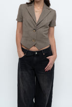 Load image into Gallery viewer, Vintage x Made in Canada x TRISTAN Wool Cropped Brown Blazer (XS)