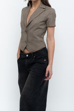 Load image into Gallery viewer, Vintage x Made in Canada x TRISTAN Wool Cropped Brown Blazer (XS)