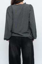 Load image into Gallery viewer, Vintage x MEXX Navy Plaid Long Sleeve Top (XS, S)