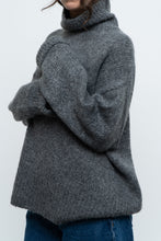 Load image into Gallery viewer, Vintage x SPORTING LIFE Mohair, Wool Blend Turtleneck (XS-L)