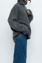 Load image into Gallery viewer, Vintage x SPORTING LIFE Mohair, Wool Blend Turtleneck (XS-L)