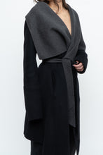 Load image into Gallery viewer, DIANE VON FURSTENBERG x Black, Grey Soft Wool-Blend Reversible Jacket (XS-M)