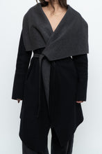 Load image into Gallery viewer, DIANE VON FURSTENBERG x Black, Grey Soft Wool-Blend Reversible Jacket (XS-M)