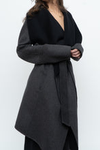 Load image into Gallery viewer, DIANE VON FURSTENBERG x Black, Grey Soft Wool-Blend Reversible Jacket (XS-M)