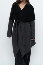Load image into Gallery viewer, DIANE VON FURSTENBERG x Black, Grey Soft Wool-Blend Reversible Jacket (XS-M)